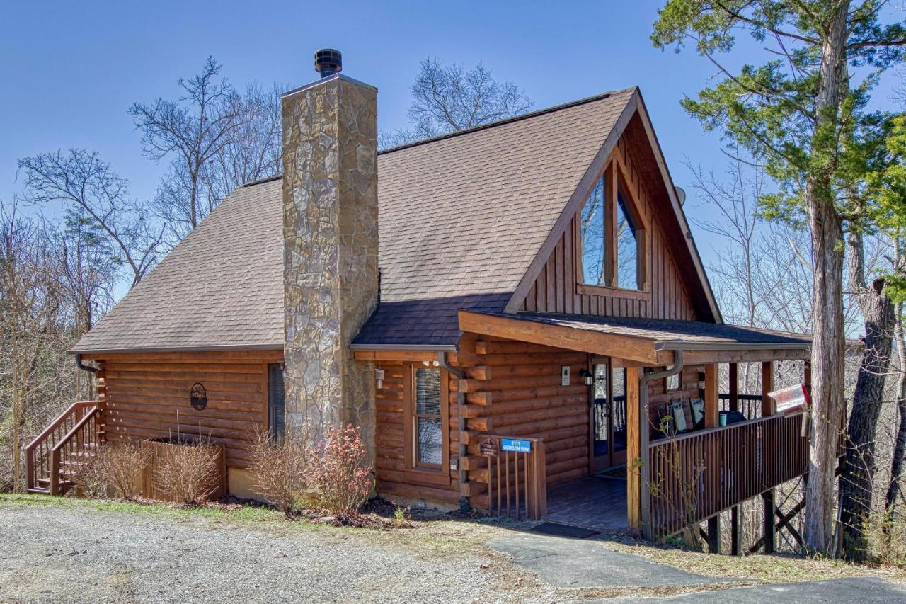 Serenity, A Rustic Log Retreat Hébergement de vacances *