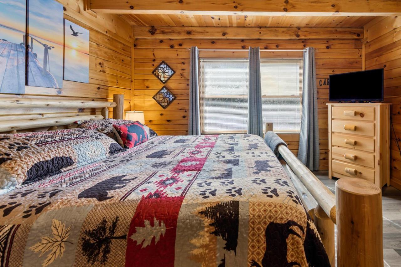 Serenity, A Rustic Log Retreat Hébergement de vacances